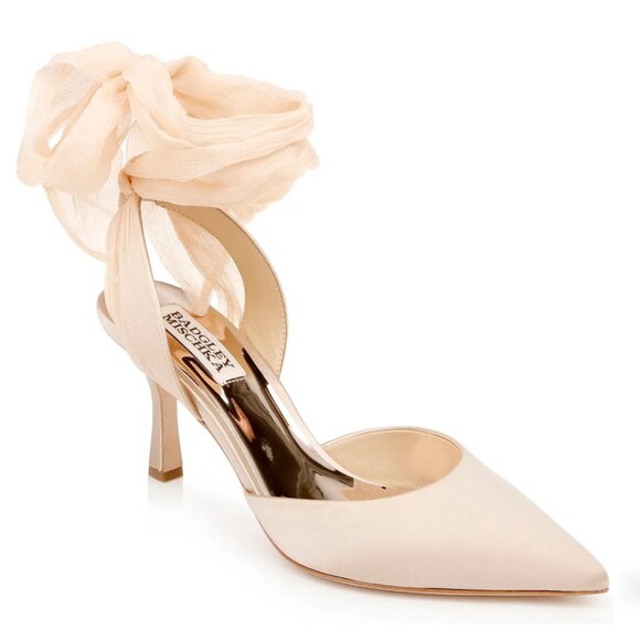 Badgley Mischka Size 6.5 Blaze Beige‎ Nude Tan Latte Satin Heels Pumps Shoes - Picture 1 of 15